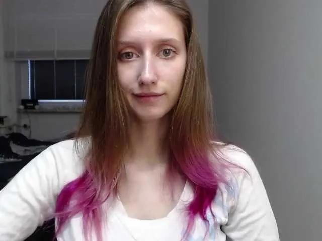 BongaCams LUNAdream is Freechat LUNAdream — watching somebody cum